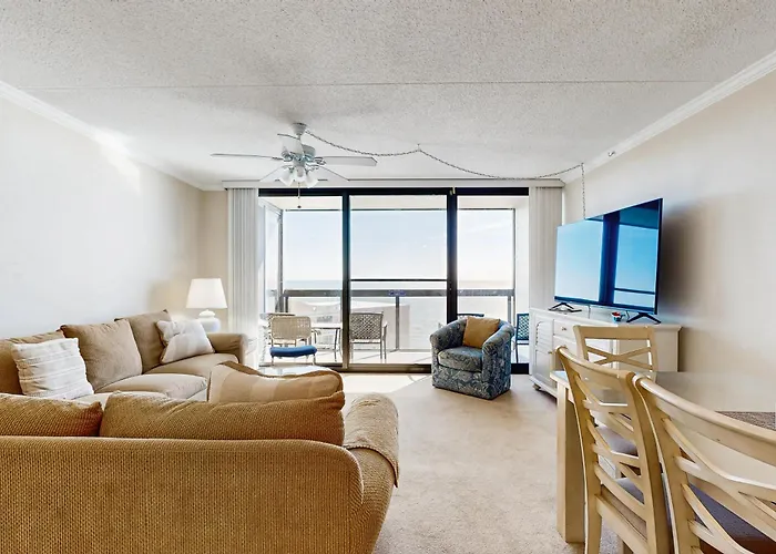 Golden Sands 2101 Apartment